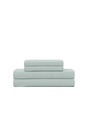 Barefoot Dreams King Washed Bamboo Sheet Set in Mint.