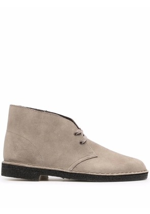 Clarks Originals lace-up suede boots - Grey
