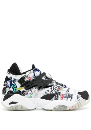 Reebok graffiti print trainers - White