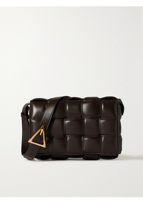 Bottega Veneta - Cassette Medium Padded Intrecciato Leather Shoulder Bag - Brown - One size