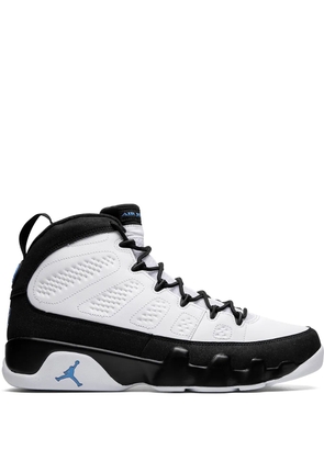 Jordan Air Jordan 9 Retro 'University Blue' sneakers - White