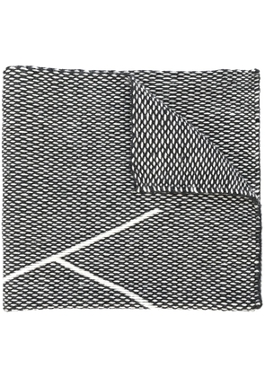 VOZ Che symbol shawl - Grey