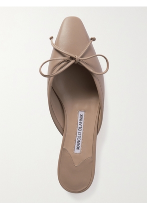 Manolo Blahnik - Ballerimu Leather Point-toe Mules - Neutrals - IT34,IT35,IT36,IT36.5,IT37,IT37.5,IT38,IT38.5,IT39,IT39.5,IT40,IT40.5,IT41,IT41.5,IT42,IT43