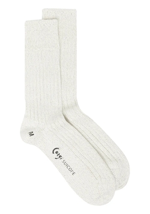 Suicoke logo-print ankle socks - White