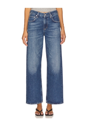 Citizens of Humanity Lindz Easy Straight in Blue. Size 23. Also in 24, 25, 26, 27, 28, 29, 31, 33.