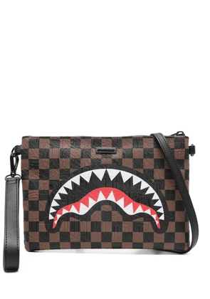 Sprayground chessboard shark clutch - Brown