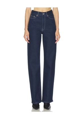 Dr. Denim Echo Straight Leg in Blue. Size 24. Also in 25, 26, 27, 28, 29, 30, 31.