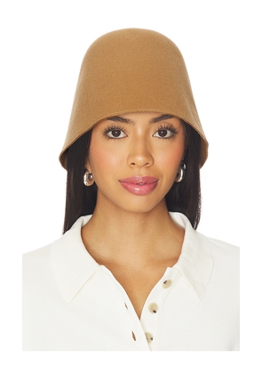 EAVES Winston Felted Wool Hat in Beige.