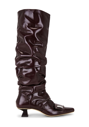 Dirt Gathered Boot in Burgundy. Size 36. Also in 37, 38, 39, 40, 41.