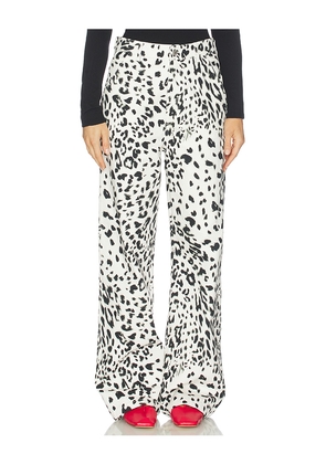 Des Phemmes Cargo Pant in Black,White. Size 38/XS. Also in 40/S, 42/M, 44/L.