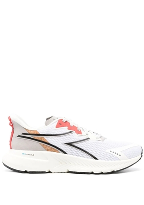 Diadora Mythos Blushield Volo 4 sneakers - White