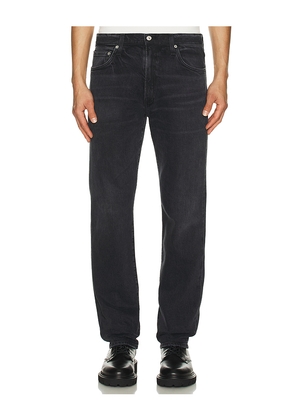 Citizens of Humanity Elijah Jeans in Black. Size 30. Also in 31, 32, 33, 34, 35, 36.