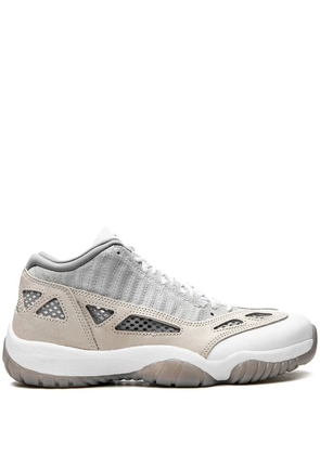 Jordan Air Jordan 11 Low IE 'Light Orewood Brown' sneakers - Neutrals
