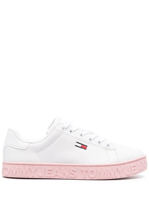 Tommy Jeans embossed-logo sole sneakers - White