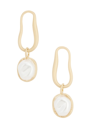 Cult Gaia Vera Earring in Metallic Gold.