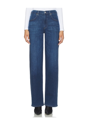 Citizens of Humanity Annina Straight Leg Jeans in Blue. Size 23. Also in 24, 25, 26, 27, 28, 29, 30, 31, 32, 33.