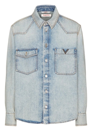 Valentino Garavani V-detail denim shirt - Blue