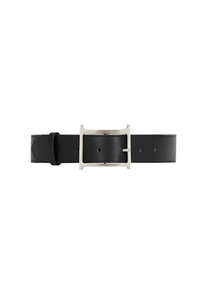 Helsa Logo Belt in Black. Size S. Also in XL.