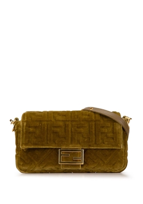Fendi Pre-Owned 2010-2023 Zucca Embossed Velvet Baguette satchel - Green