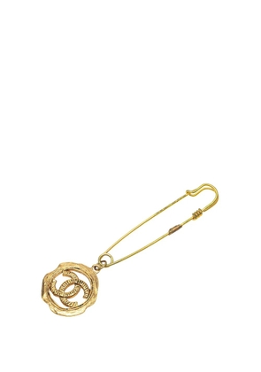CHANEL Pre-Owned 1970-1980 Gold Plated CC Safety Pin Brooch costume brooch