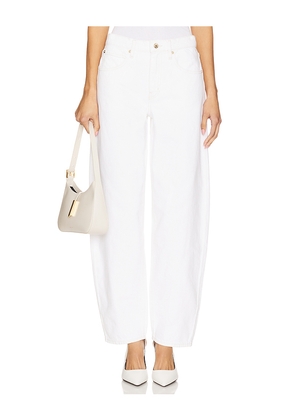 FRAME Low Slung Barrel Jeans in White. Size 25. Also in 28, 29, 30, 31, 34.