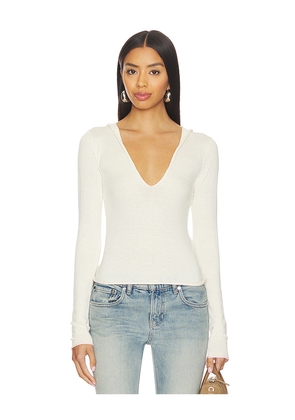 Frankies Bikinis Sloane Knit Hoodie in White. Size M. Also in S, XS.