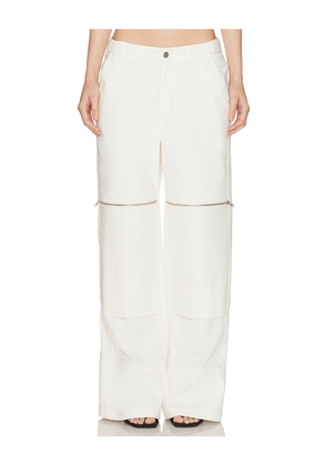 HAELO Flex Waist Zip Cargo Pant in Ivory. Size L. Also in M, S, XL, XS, XXS.