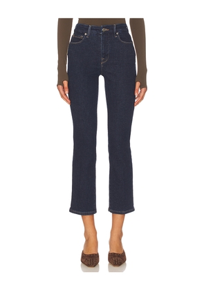 Good American Good Legs Straight Jeans in Blue. Size 10. Also in 12, 14, 16, 18, 2, 20, 22, 24, 4, 6, 8.