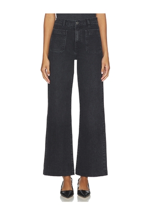 FRAME The Refined in Black. Size 24. Also in 25, 26, 27, 28, 29, 30, 31, 32, 33, 34.