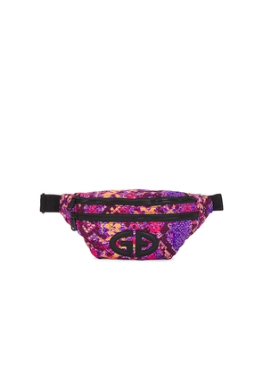 Goldbergh Fiorentina Fanny Pack in Pink.