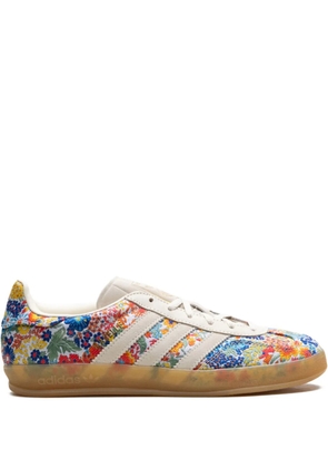 adidas Gazelle Indoor 'Liberty London - Floral Embroidery' sneakers - Blue