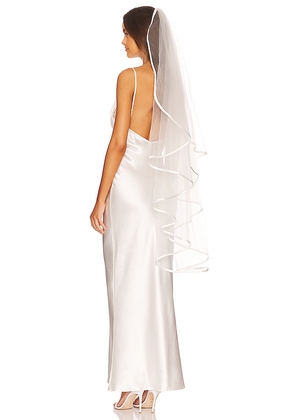 Ofrenda Studio Boline Satin Trim Veil in Ivory.