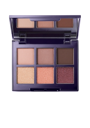 Kevyn Aucoin The Contour Eyeshadow Palette in Beauty: NA.