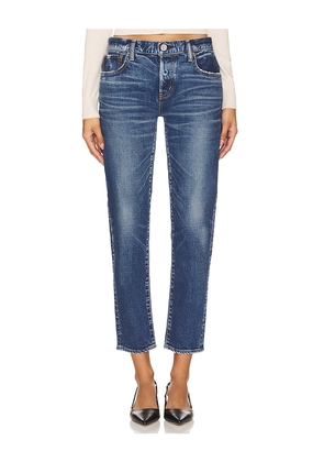 Moussy Vintage Okahumpka Tapered Jeans in Denim-Medium. Size 31. Also in 32.