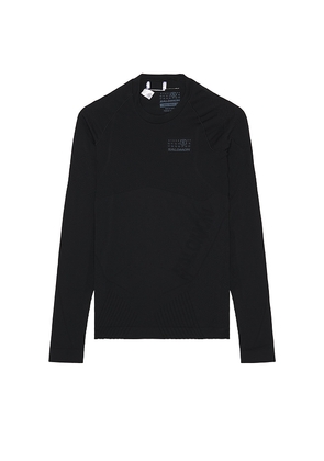 MM6 Maison Margiela x Salomon Long-Sleeved Top in Black. Size M. Also in S.