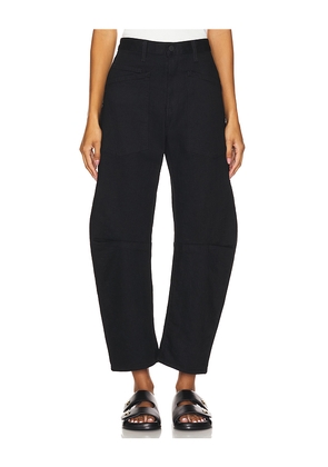 NILI LOTAN Shon Jeans in Black. Size 23. Also in 24, 25, 26, 27.