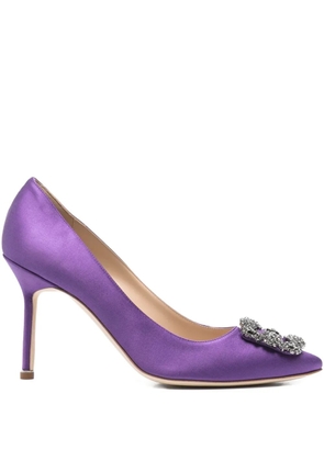 Manolo Blahnik satin jewel-embellished pumps - Purple