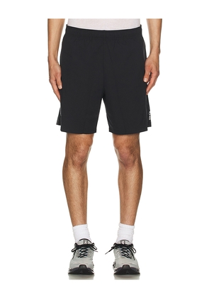 On 7 Core Shorts in Black. Size L. Also in M, S, XL/1X.