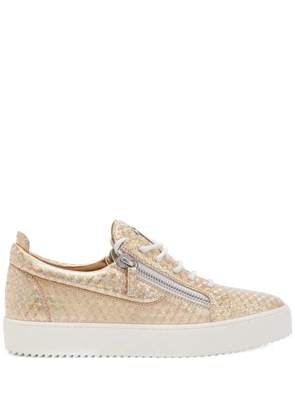 Giuseppe Zanotti Gail Kaleido metallic sneakers - Gold