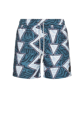 Maui and Sons Coaster Classic Swim Trunks in Charcoal. Size M. Also in S, XL/1X.