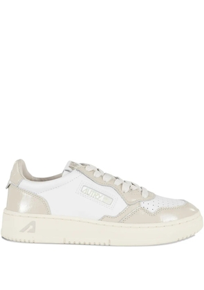 Autry Medalist leather sneakers - White