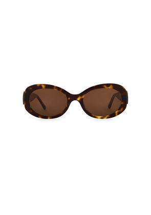 Lu Goldie Valentina Sunglasses in Brown.