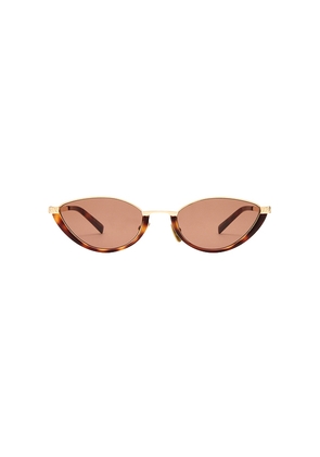 Luv Lou The Lia Sunglasses in Brown.