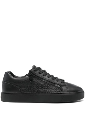Calvin Klein logo-debossed sneakers - Black