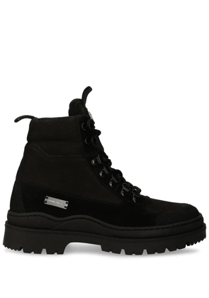 Filling Pieces logo-plaque suede boots - Black