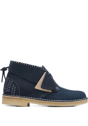 Clarks Originals suede-stitched desert boots - Blue