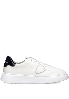 Philippe Model Paris Temple low leather trainers - White