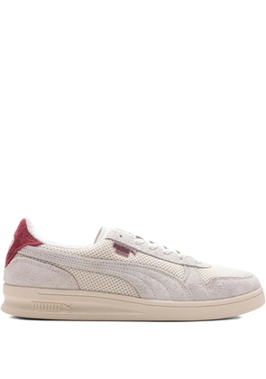 PUMA Indoor logo sneakers - Neutrals