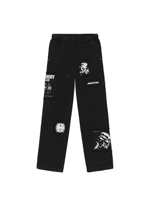 Memory Lane Patch Flyer Sweats in Black. Size L. Also in M, S, XL/1X.