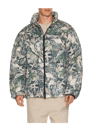 Legends Alpine Puffer Jacket in Green. Size L. Also in M, S, XL/1X.